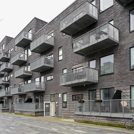 Appartement Sanders Arena - Precious Three-bedroom Close To Metro Station